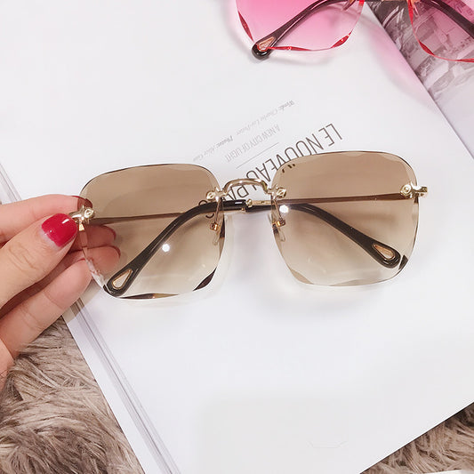 Trendy Square Frameless Sunglasses - Polygonal Style